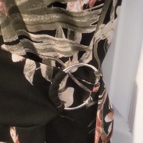 Dex Black & Cayenne Tropical Floral Jumpsuit - Picture 9 of 11